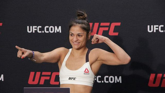Cynthia Tafoya Calvillo [1] (/kæl?vi?jo?/ kal-VEE-yoh, born July 13, 1987)is an American mixed martial artist who competes in the strawweight an...